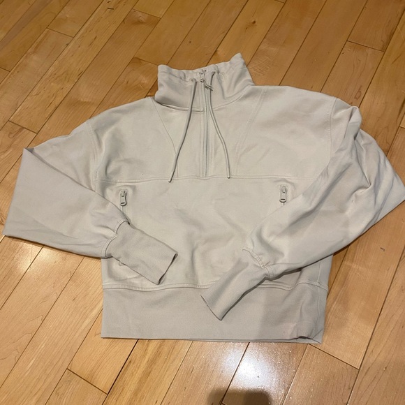 Old Navy Tops - Old Navy Active Cream Fleece Pullover